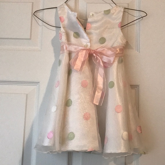 Infant 24 white dress - Picture 2 of 4